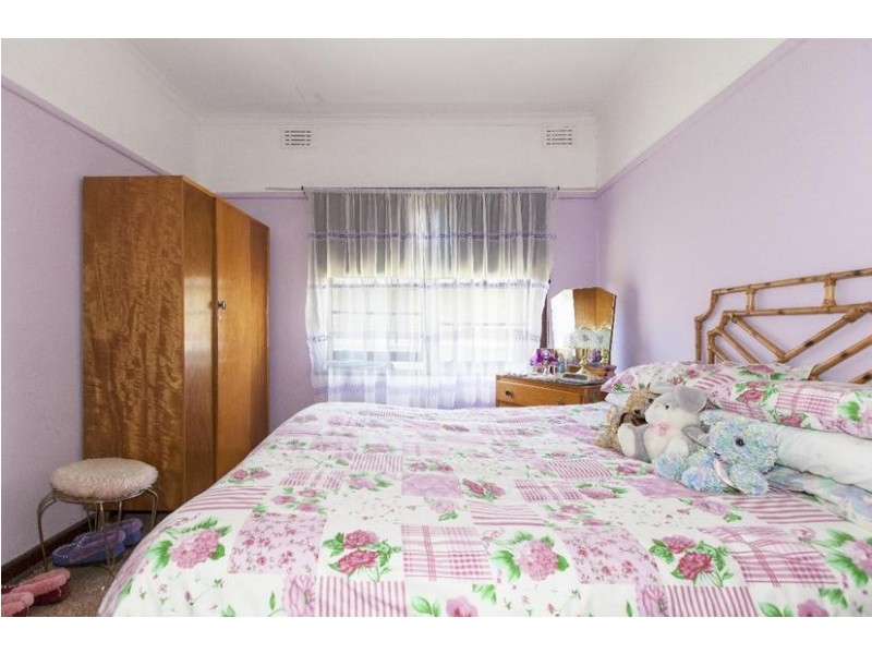 27 Laidlaw Street, Ararat VIC 3377