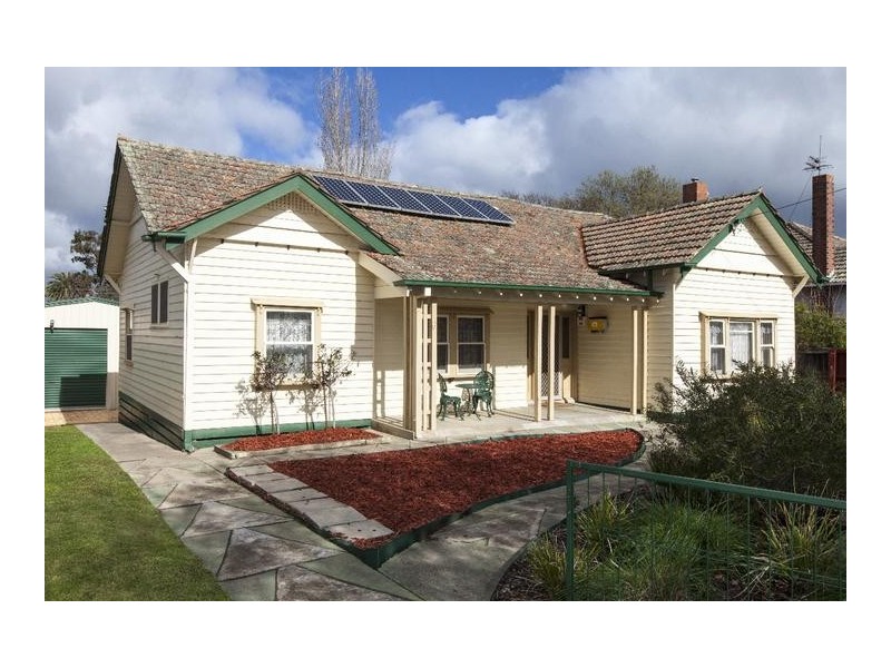 6 Rundell Street, Ararat VIC 3377