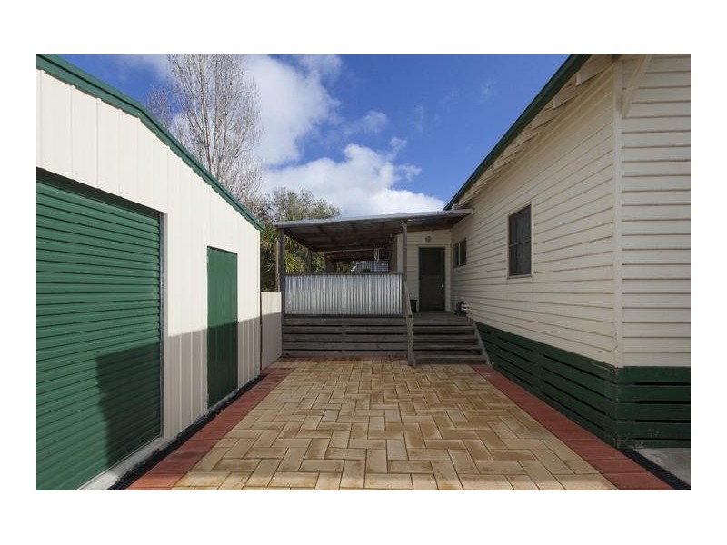 6 Rundell Street, Ararat VIC 3377