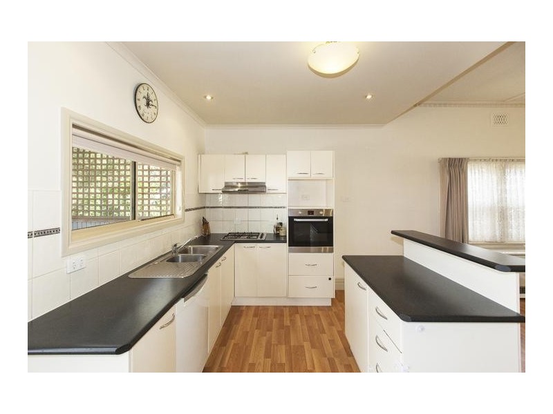 6 Rundell Street, Ararat VIC 3377