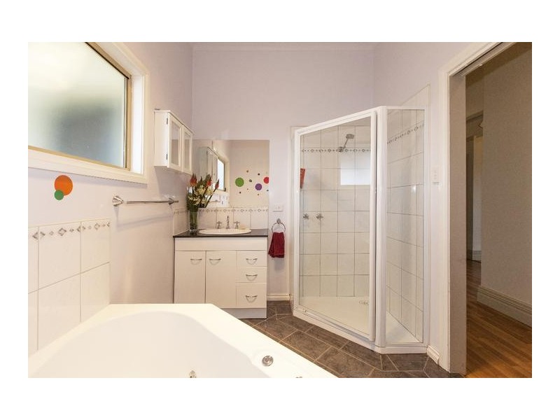 6 Rundell Street, Ararat VIC 3377