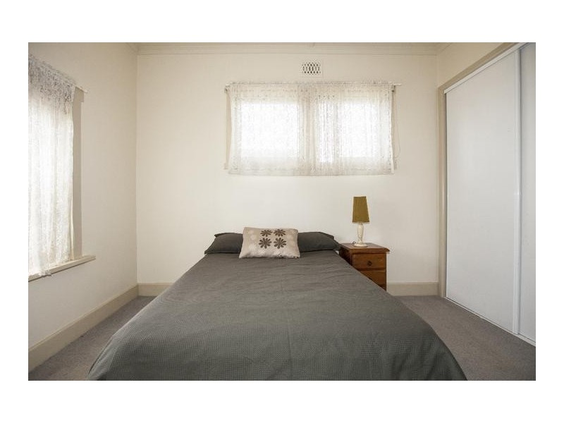 6 Rundell Street, Ararat VIC 3377