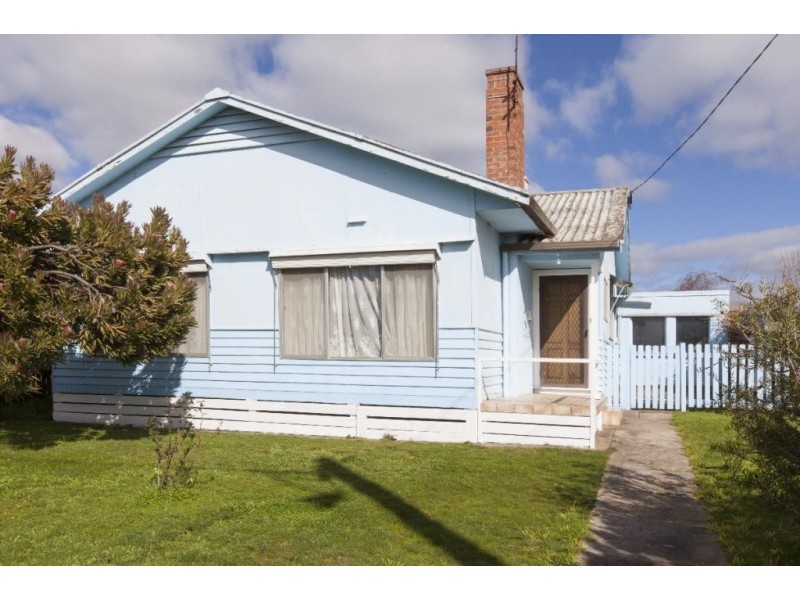 6 Rotary Avenue, Ararat VIC 3377