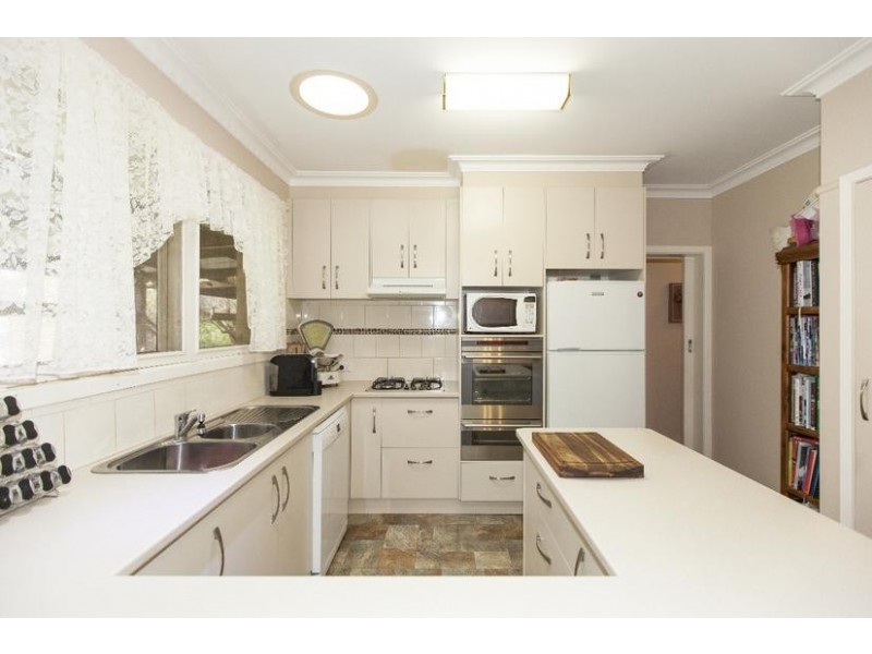 56 Baird Street, Ararat VIC 3377