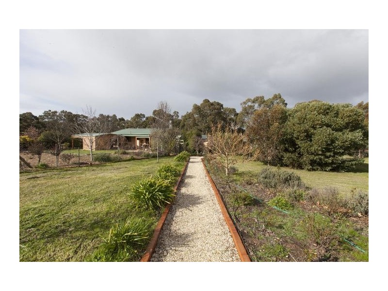 57 Adelaide Hills Road, Moyston VIC 3377