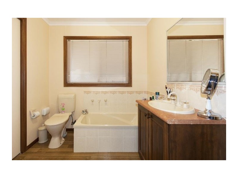 57 Adelaide Hills Road, Moyston VIC 3377