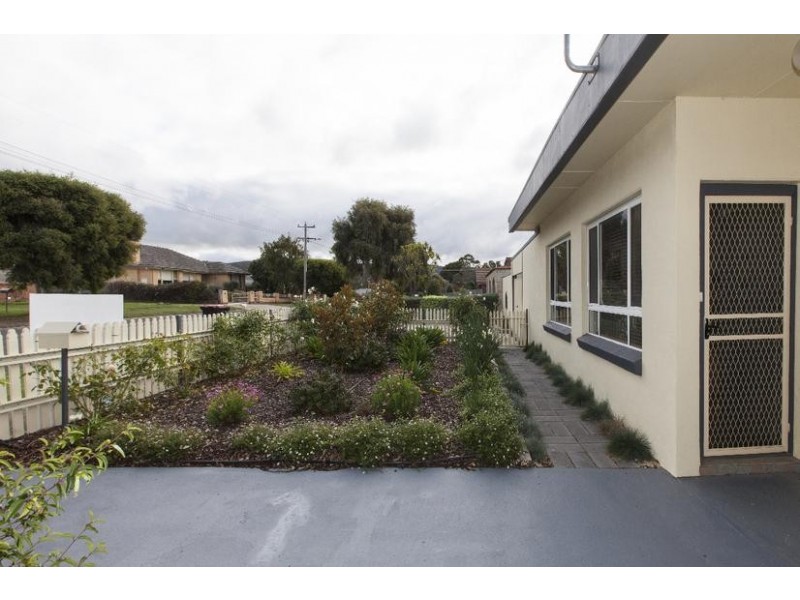 66 Banfield Street, Ararat VIC 3377