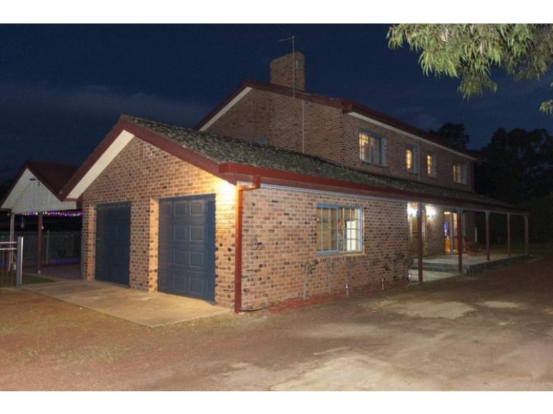 1 Fisher Creek Close, Ararat VIC 3377