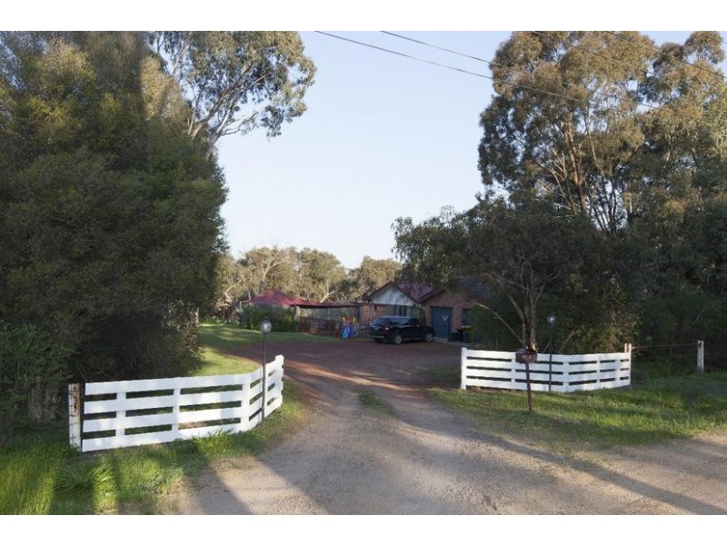 1 Fisher Creek Close, Ararat VIC 3377