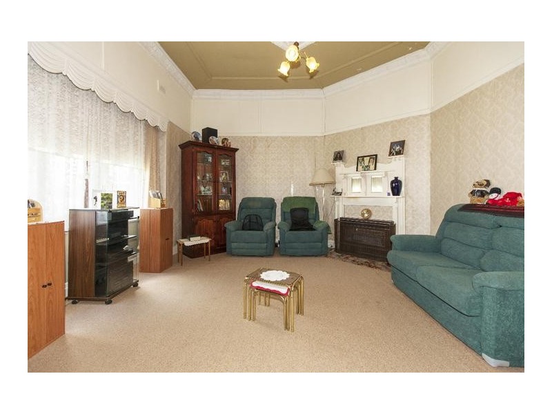 9 Crouch Street, Ararat VIC 3377