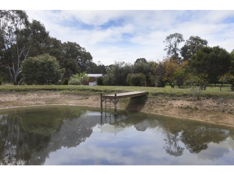 24 Packard Drive, Ararat VIC 3377