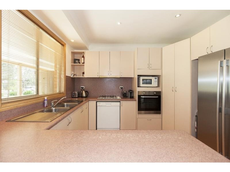 24 Packard Drive, Ararat VIC 3377