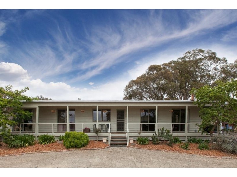 12 Packard Drive, Ararat VIC 3377