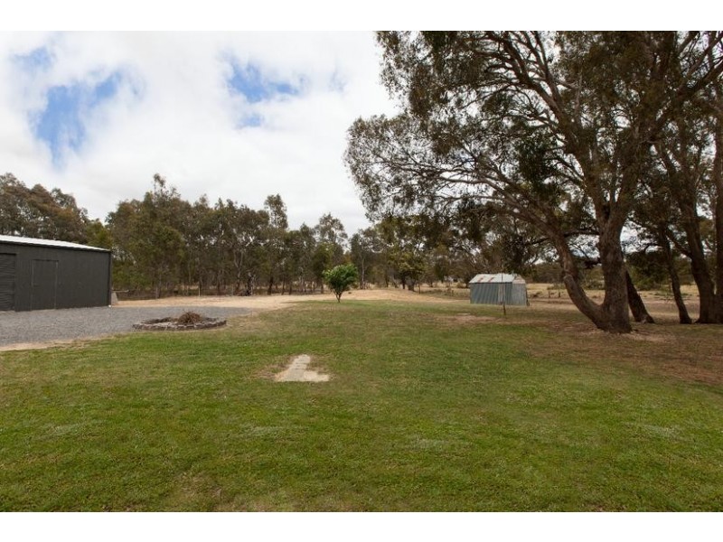 12 Packard Drive, Ararat VIC 3377