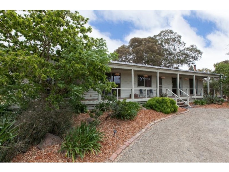 12 Packard Drive, Ararat VIC 3377