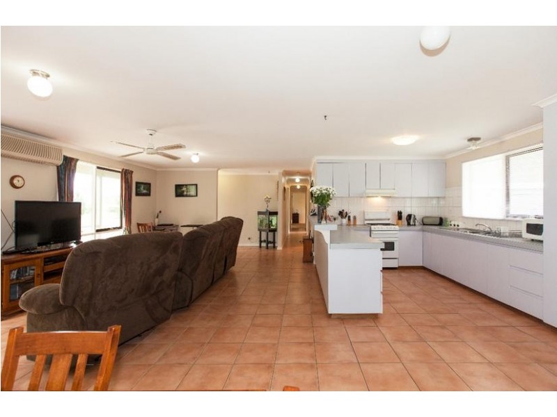 12 Packard Drive, Ararat VIC 3377