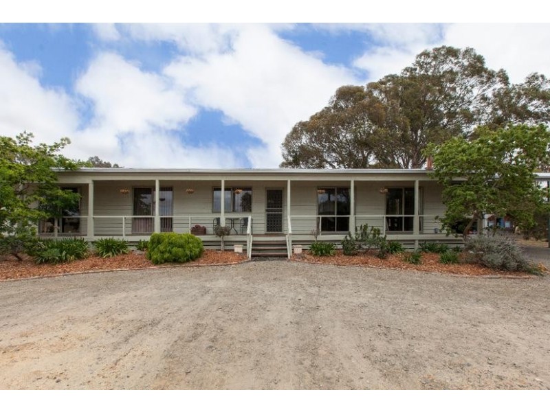 12 Packard Drive, Ararat VIC 3377