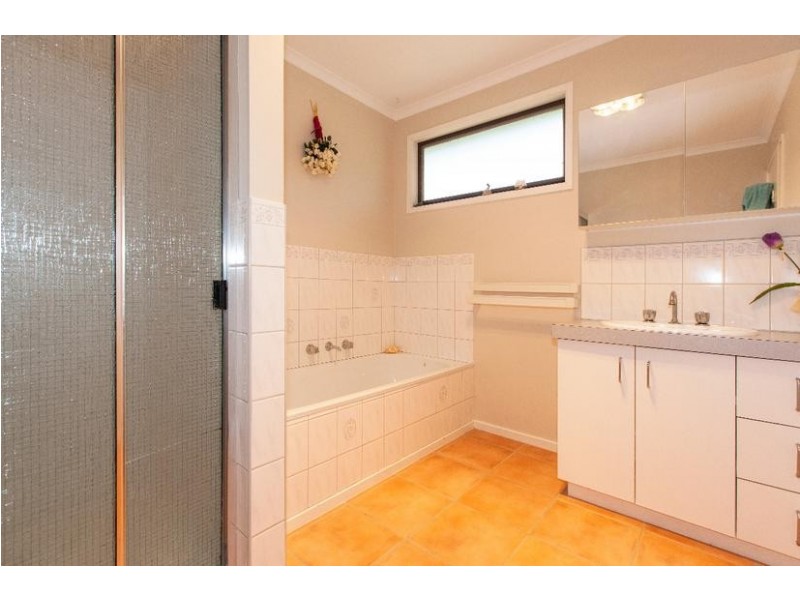 12 Packard Drive, Ararat VIC 3377