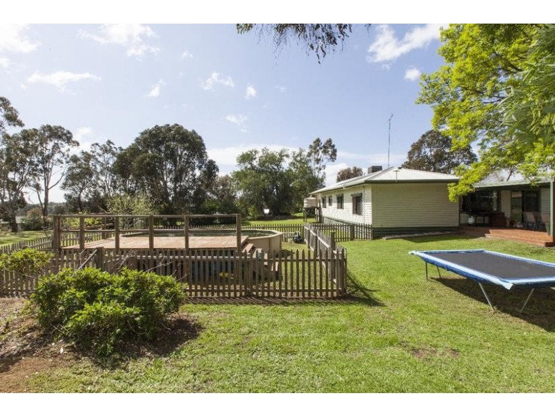 50 Presbyterian Road, Moyston VIC 3377