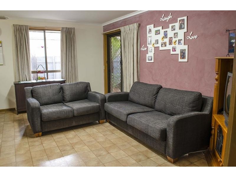 9 Hakea Street, Ararat VIC 3377