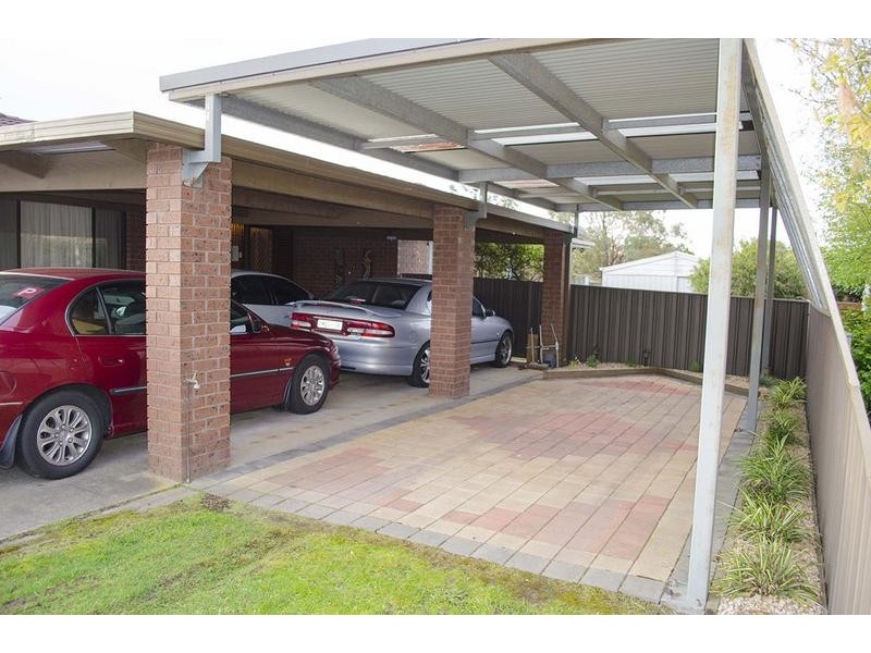 9 Hakea Street, Ararat VIC 3377