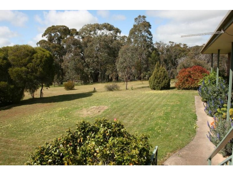 90 Port Fairy Road, Ararat VIC 3377