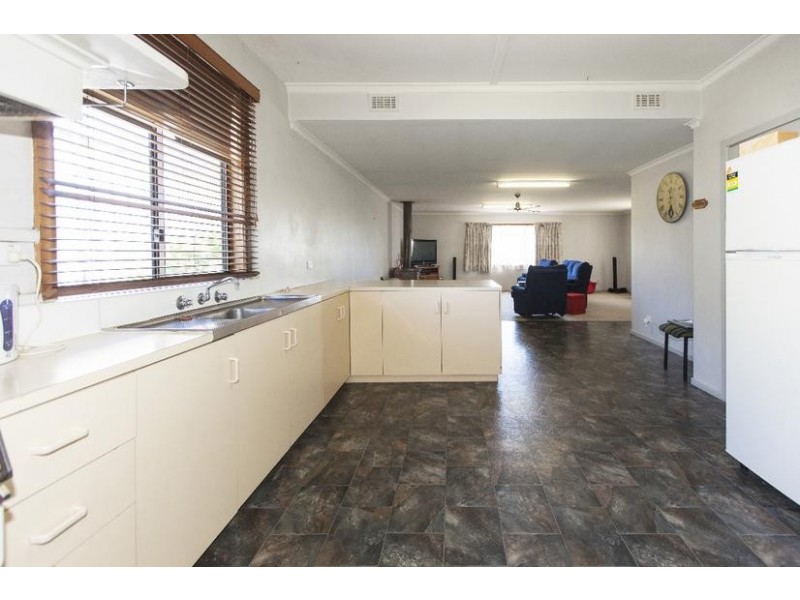 5 Rotary Avenue, Ararat VIC 3377