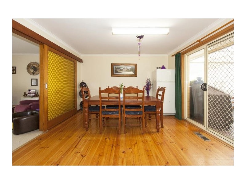 80 Churchill Avenue, Ararat VIC 3377