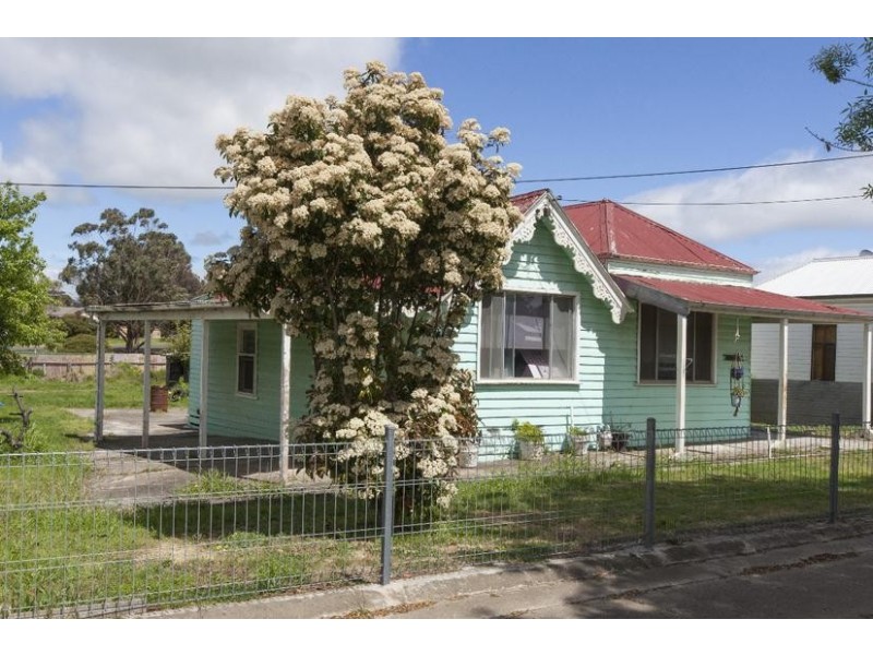 30 Rundell Street, Ararat VIC 3377