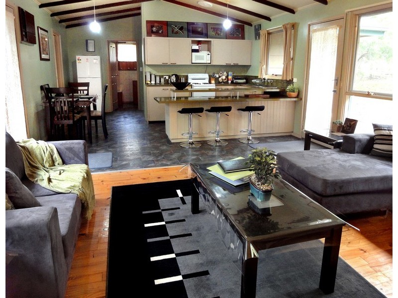 46 High Road, Halls Gap VIC 3381