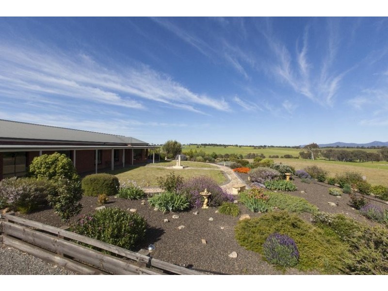 21 Banfields Road, Moyston VIC 3377