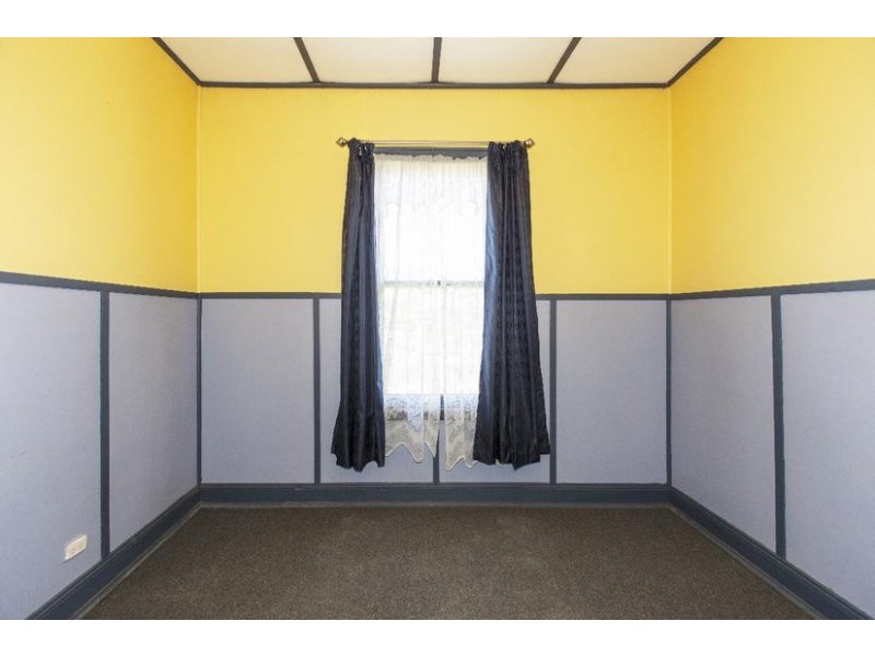 11 Ford Street, Ararat VIC 3377