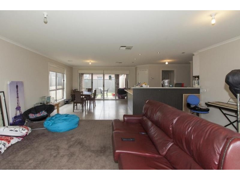 2A Kneebone Street, Ararat VIC 3377