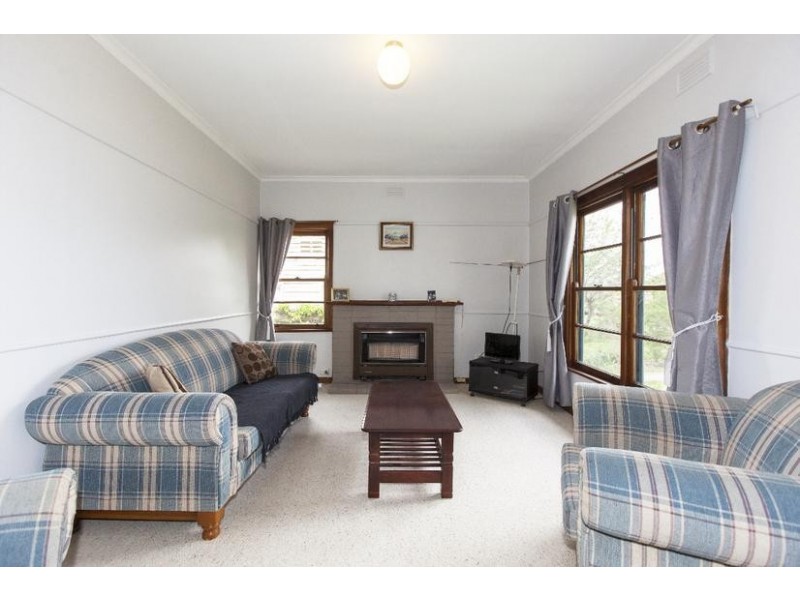 13 Laidlaw Street, Ararat VIC 3377