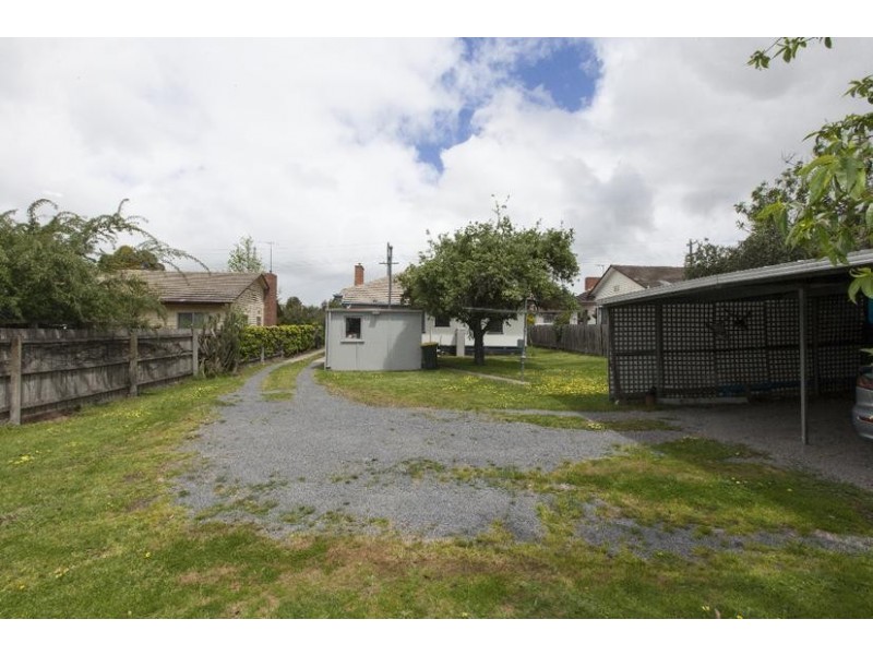 13 Laidlaw Street, Ararat VIC 3377