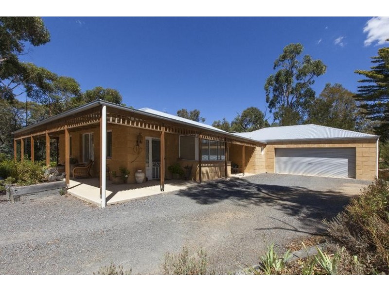11 Crebbins Lane, Ararat VIC 3377