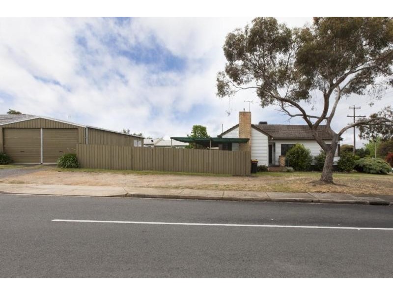 41 George Road, Ararat VIC 3377