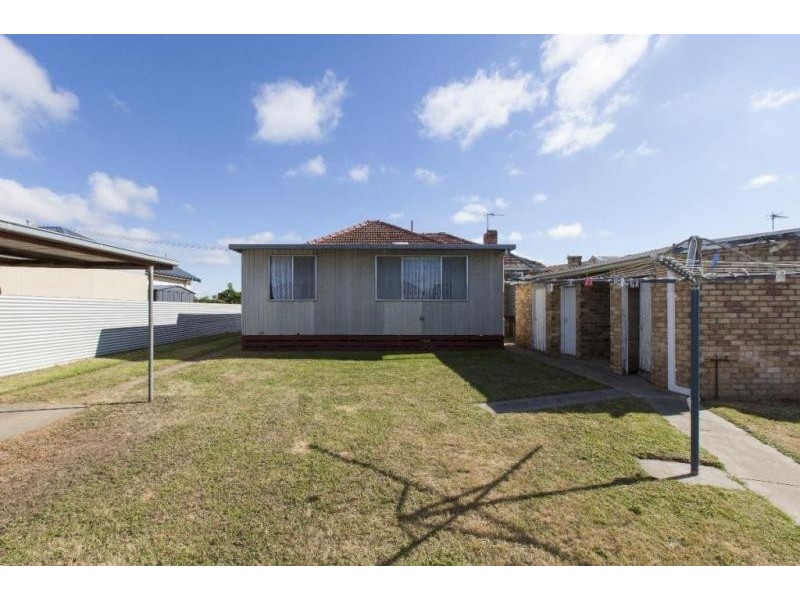 11 Elizabeth Street, Ararat VIC 3377