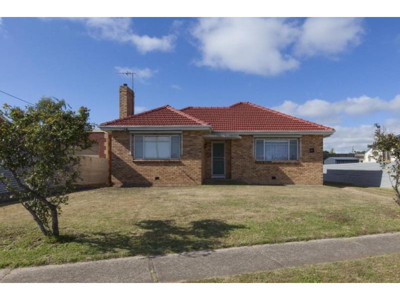 11 Elizabeth Street, Ararat VIC 3377