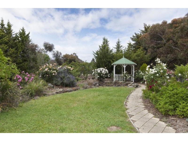 13 Golf Links Road, Ararat VIC 3377