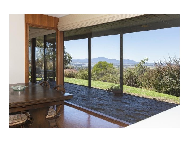 66 Cameron Road, Ararat VIC 3377