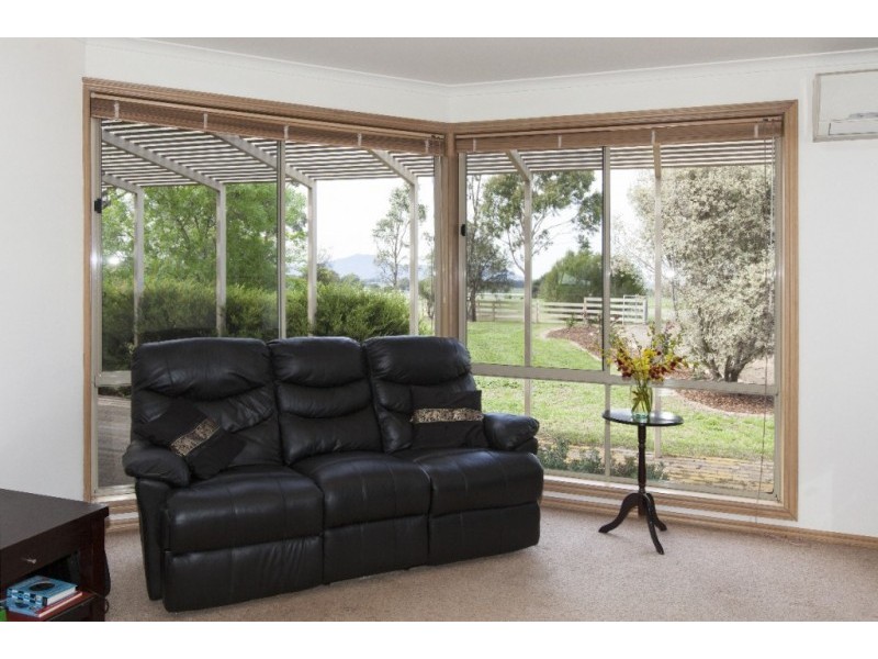 24 Packard Drive, Ararat VIC 3377