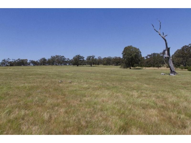 1 Lennox Springs Road, Moyston VIC 3377