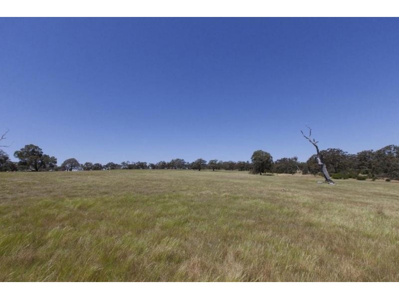 1 Lennox Springs Road, Moyston VIC 3377