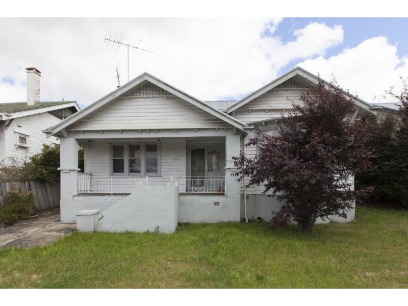 9 Lambert Street, Ararat VIC 3377