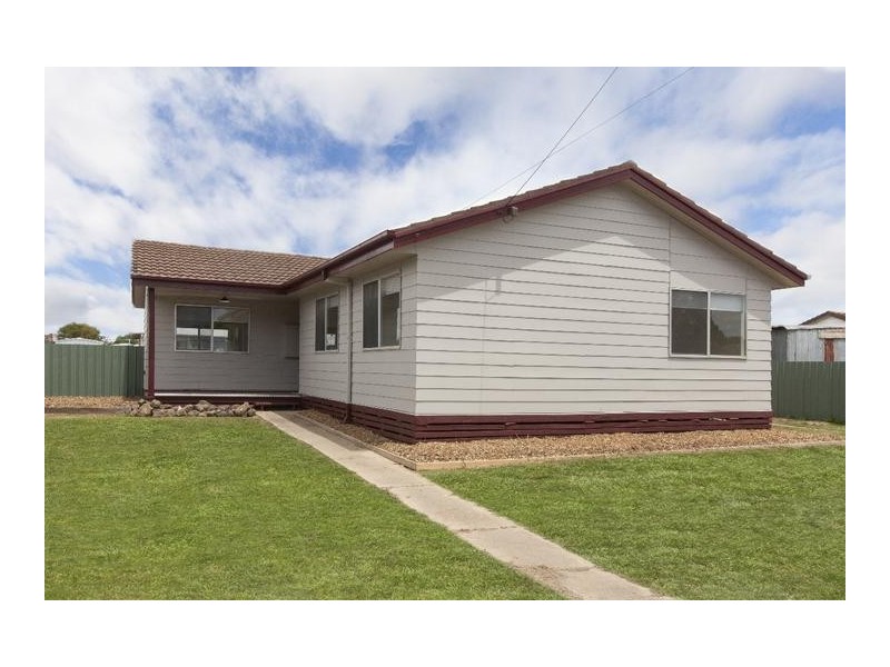 6 Timmins Street, Ararat VIC 3377