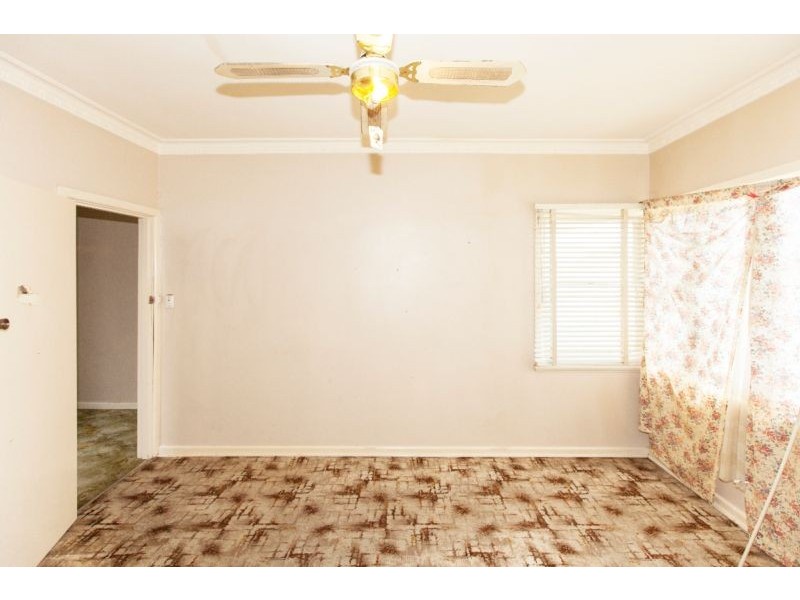 15 Currajong Avenue, Ararat VIC 3377