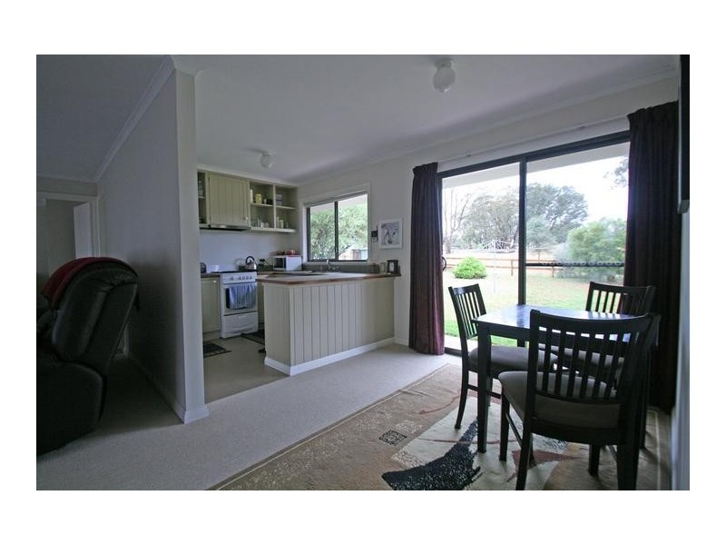81 Hillarys Road, Elmhurst VIC 3469