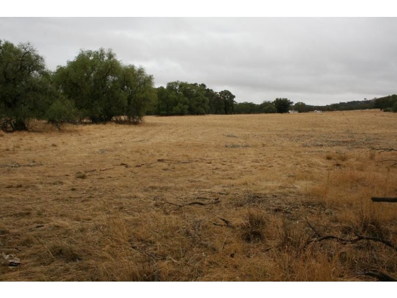 5,6,7,7A Landsborough Road, Landsborough VIC 3384