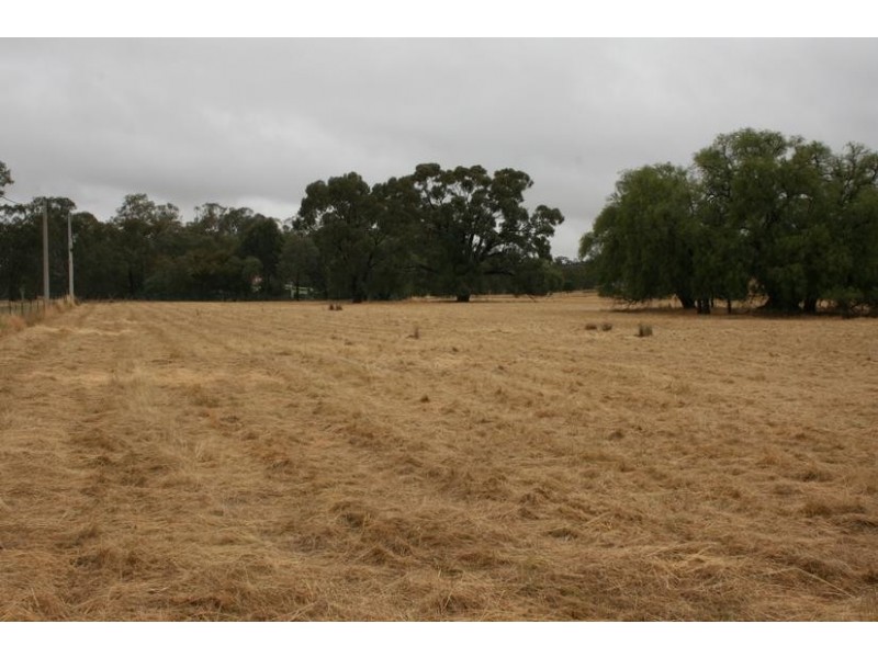 5,6,7,7A Landsborough Road, Landsborough VIC 3384